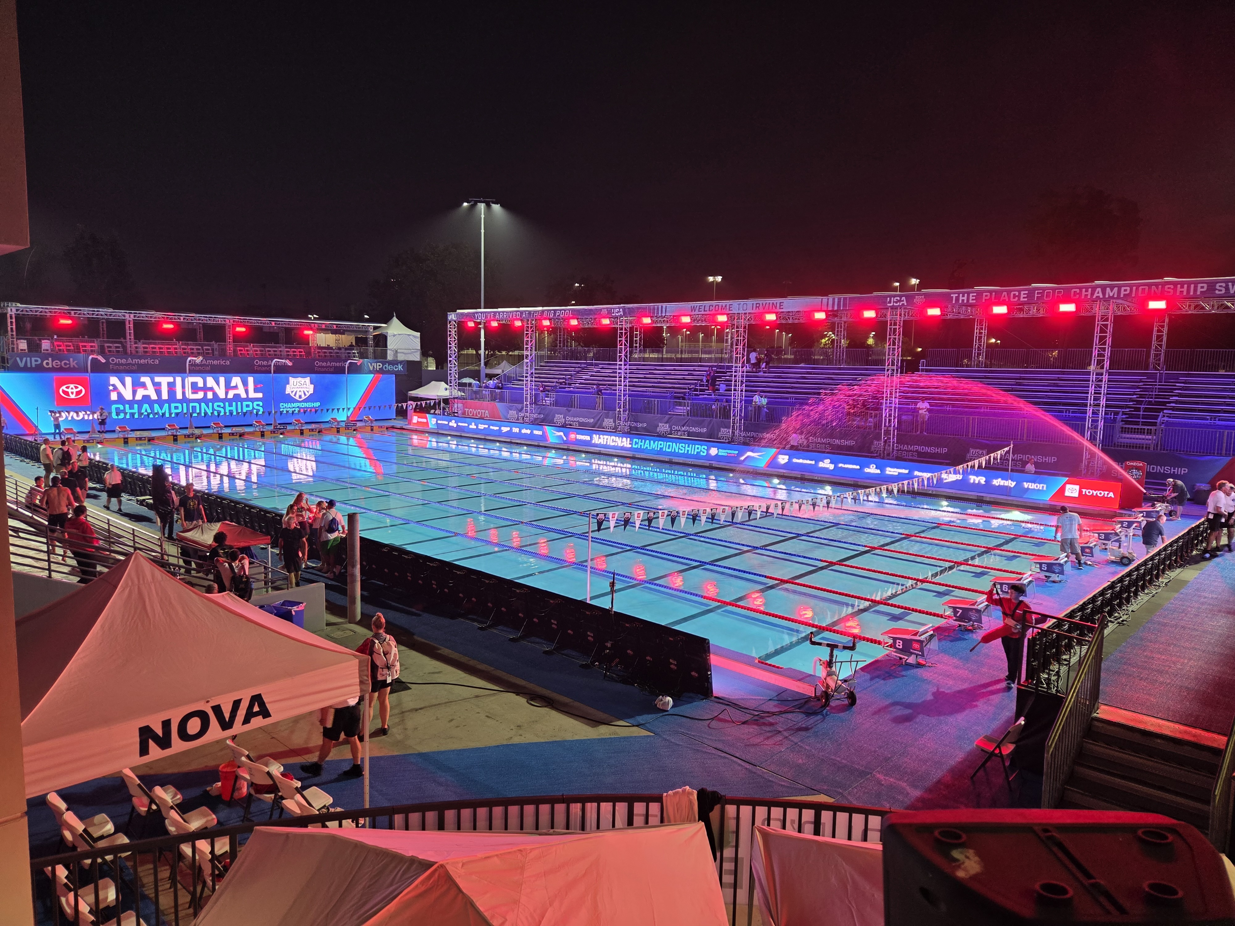 SGM PALCO-12 Washes light up corporate event